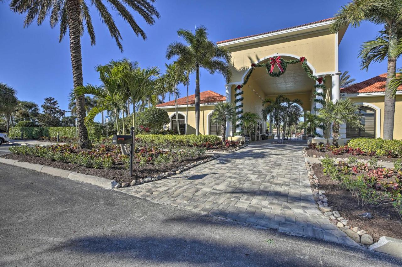 Calming Estero Home With Community Pool And More! Экстерьер фото